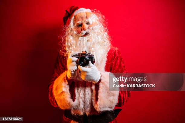 Santa Using Camera 2,720 Santa With Camera Stock Photos, High-Res Pictures, and Images ...
