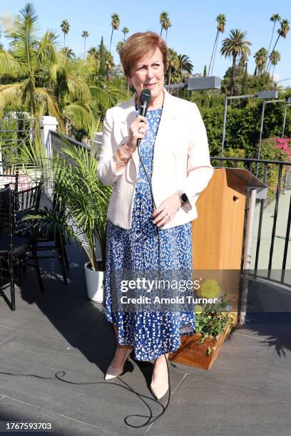 Deb Rutter 105 Deborah F Rutter Stock Photos, High-Res Pictures, and Images ...