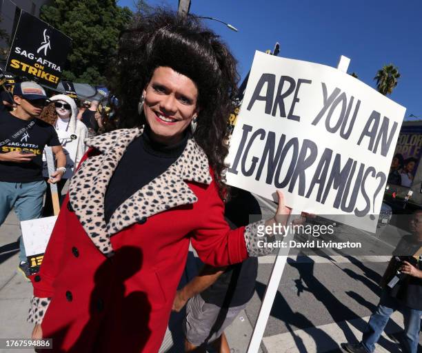 Protester dressed as Fran Drescher for Halloween joins the picket line outside Warner Bros. Studios on October 31, 2023 in Burbank, California....