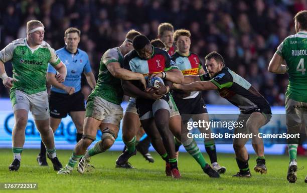 Harlequins' Nathan Jibulu in action during the Gallagher Premiership Rugby match between Harlequins and Newcastle Falcons at The Stoop on November 4,...