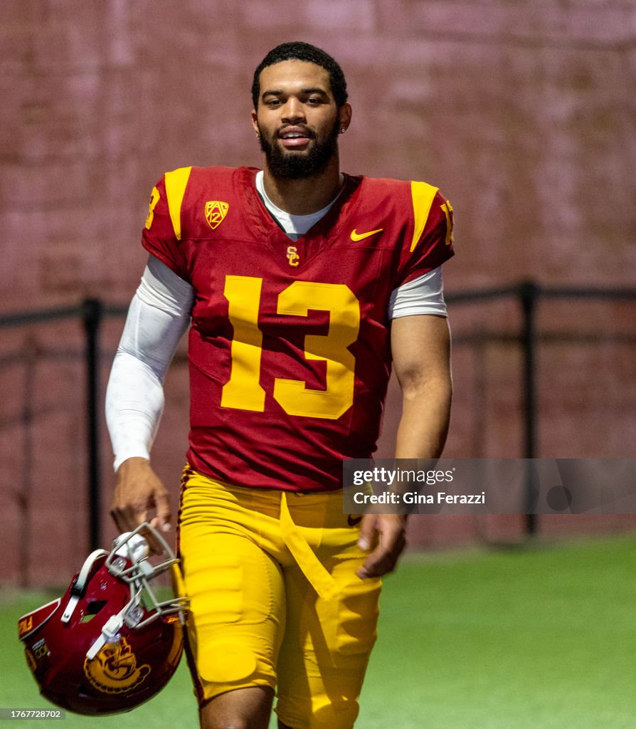 USC vs Washington in Los Angeles, CA