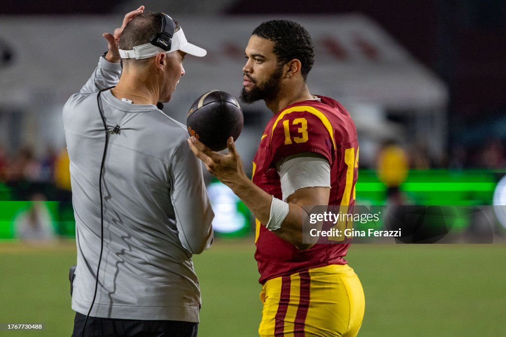 USC vs Washington in Los Angeles, CA
