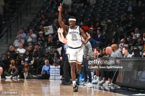 Jahshem Reeves Jr Jr Reeves Photos and Premium High Res Pictures - Getty Images