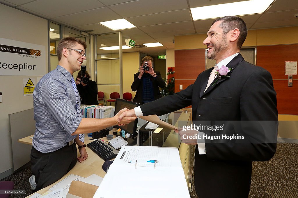 First Australian Gay Couple Married In New Zealand