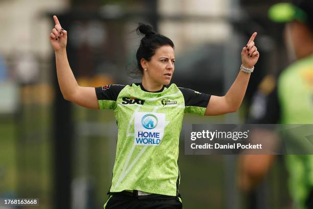 Marizanne Kapp of the Thunder celebrates the dismissal of Hayley Matthews of the Renegades during the WBBL match between Melbourne Renegades and...