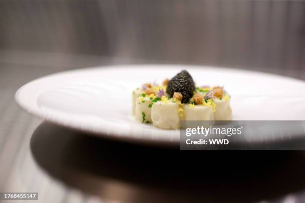 Asparagus and caviar