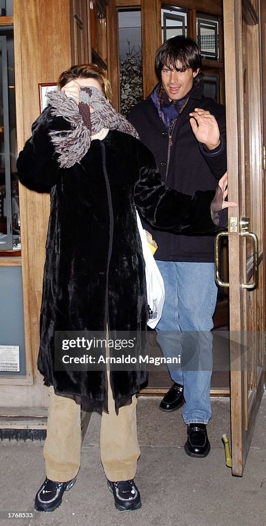 Actress Juliette Binoche and actor Patrick Muldoon leave Nello's ...