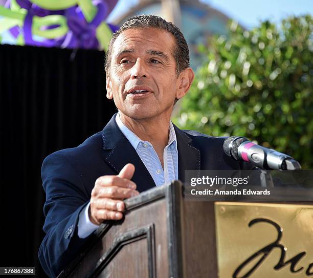 Former Los Angeles Mayor Antonio Villaraigosa attends the Team Maria benefit for Best Buddies at Montage Beverly Hills on August 18, 2013 in Beverly...