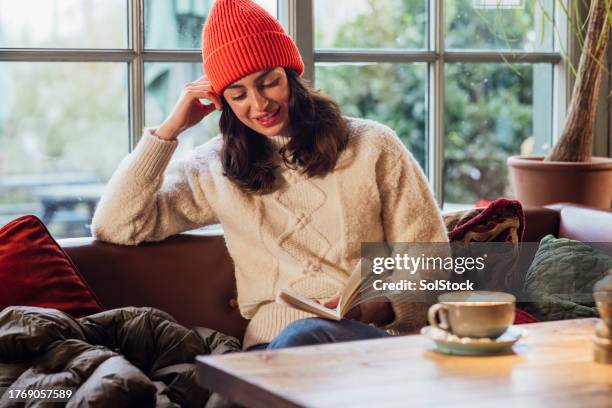 enjoying time to myself - hot chocolate bar stock pictures, royalty-free photos & images