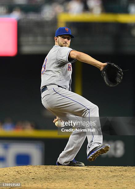 Jon Niese of the New York Mets delivers a pitch against the Arizona Diamondbacks at Chase Field on August 11, 2013 in Phoenix, Arizona.