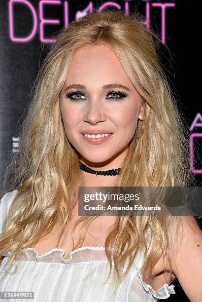 Actress Juno Temple arrrives at the Los Angeles premiere of "Afternoon Delight" at ArcLight Hollywood on August 19, 2013 in Hollywood, California.