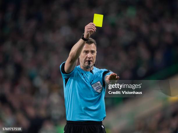 Cards In Football 50,903 Football Referee Yellow Card Stock Photos, High-Res Pictures ...