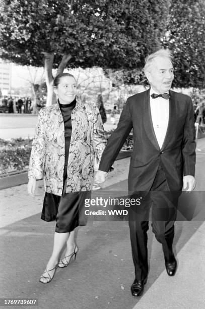 Clarissa Kaye and James Mason attend the 55th Academy Awards at the Dorothy Chandler Pavillion in Los Angeles, California, on April 11, 1983.