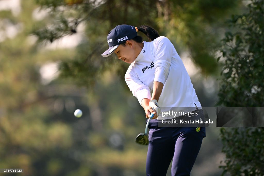 Meiji Yasuda Ladies Open Golf Tournament - Round One