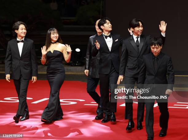 South Korean actors Park Seung Hyun, Kim toot dol, Producer Yoon Hee-young, actors Kim Woo-Kyum, Joo Jong-hyuk and director Jang Kun-jae, attend the...