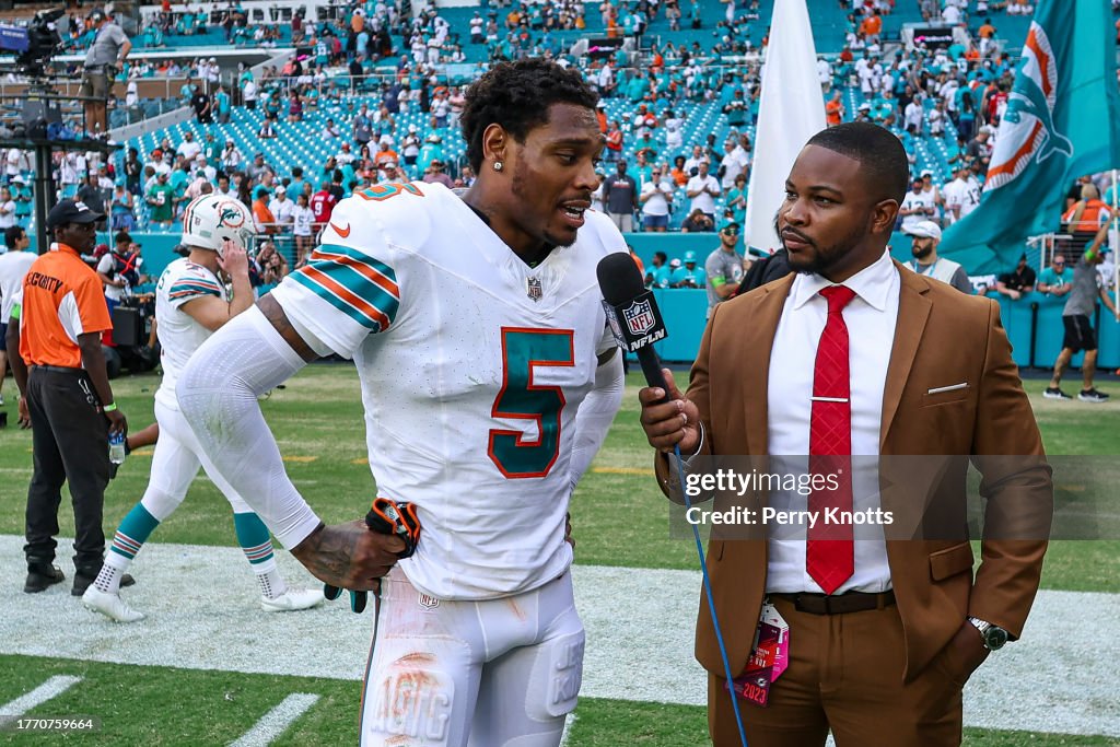 New England Patriots v Miami Dolphins