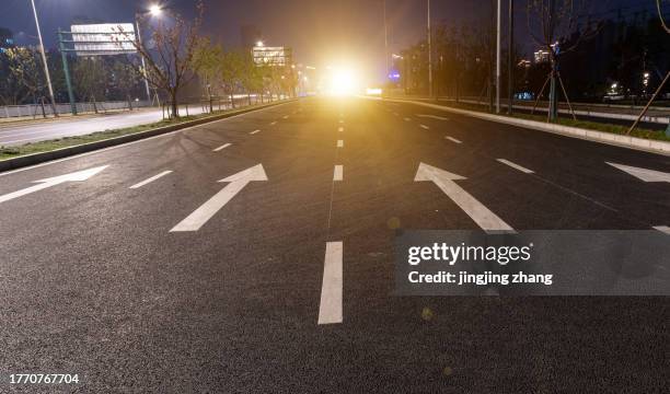 night, road on the edge of the city, city night view - bridge architecture up close night stock pictures, royalty-free photos & images
