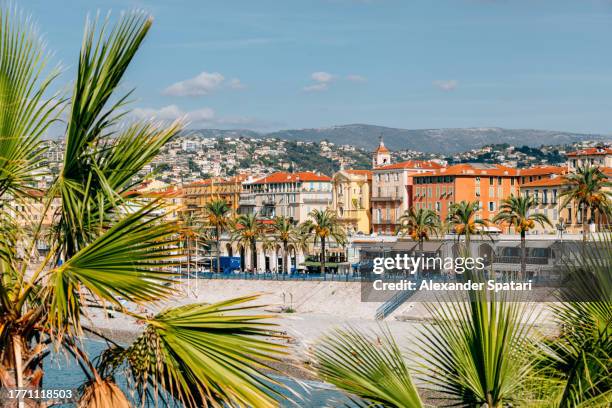 promenade des anglais and nice old town, french riviera, france - nice photos et images de collection