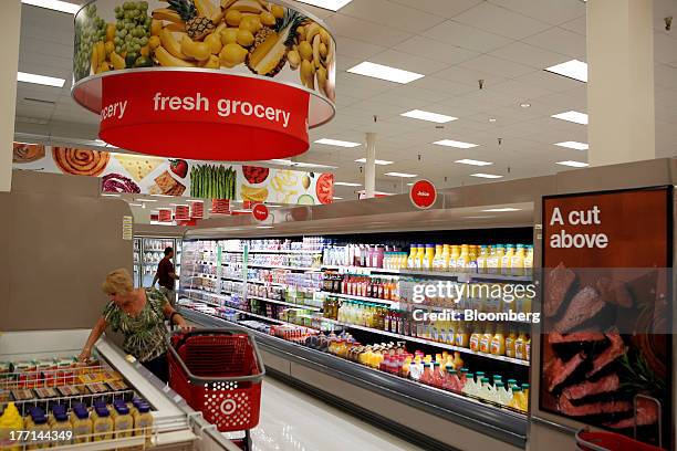 Target Cold Section 709 Frozen Section Of Grocery Store Stock Photos, High-Res Pictures ...