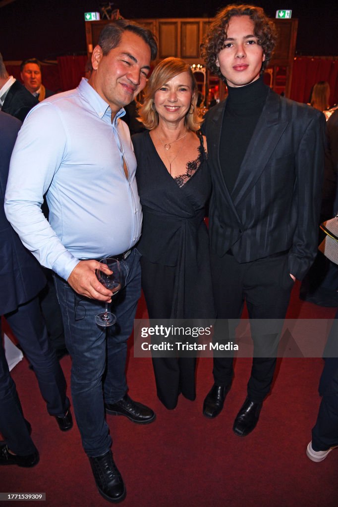 Jaron Ruland Bülent Sharif, Tina Ruland and her son Jahvis Ruland during the... News ...