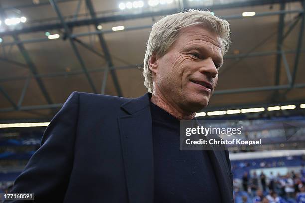 Oliver Kahn looks on prior to the UEFA Champions League Play-off first leg match between FC Schalke 04 and PAOK Saloniki at Veltins-Arena on August...