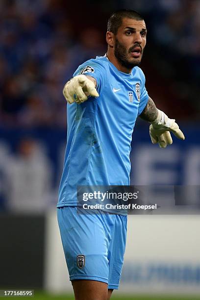 Jacobo of Saloniki issues instructions during the UEFA Champions League Play-off first leg match between FC Schalke 04 and PAOK Saloniki at...