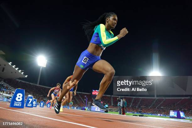Tamara de Souza of Team Brazil competes in Women's Heptathlon - 800m race at Estadio Nacional de Chile on Day 13 of Santiago 2023 Pan Am Games on...