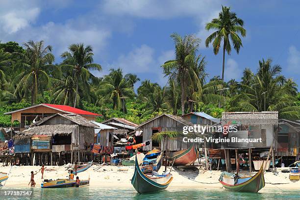 mabul island, malaysia - sipadan stockfoto's en -beelden