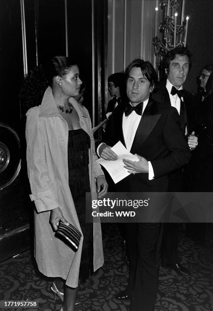 Diahnne Abbott and Robert De Niro attend an American Film Institute event at the Beverly Hilton Hotel in Beverly Hills, California, on March 2, 1977.