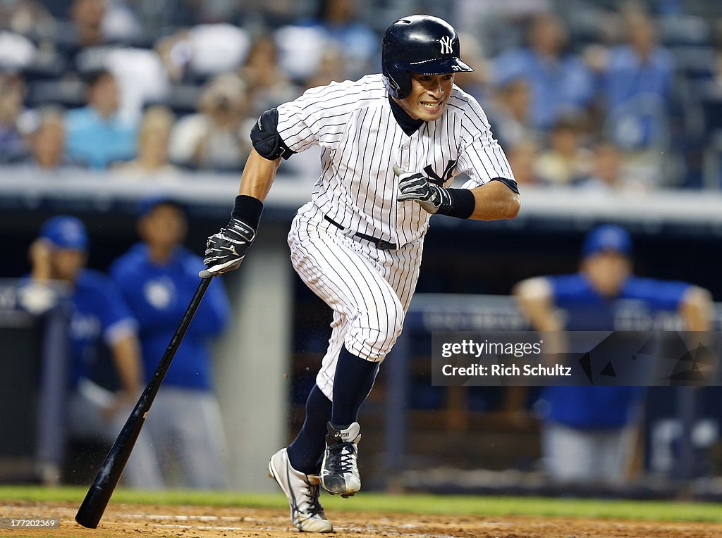 Toronto Blue Jays v New York Yankees