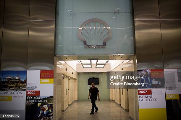 Shell En Calgary Gdp Canada Photos and Premium High Res Pictures - Getty Images