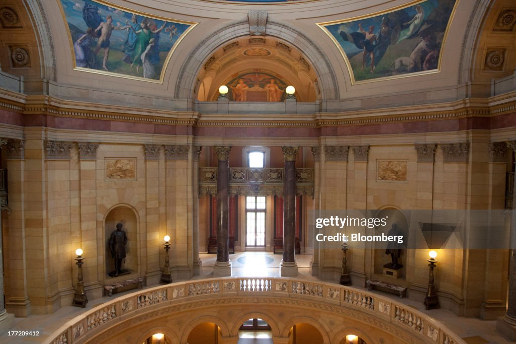General Views Of Commerce And Business in St. Paul