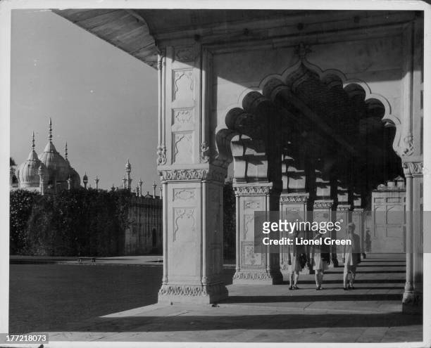 The Moti Masjid, or the Pearl Temple mosque, part of the Red Fort complex, Delhi, India, circa 1920-1960.
