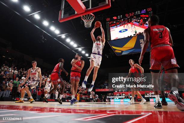 Jordan Hunter of the Kings dunks during the round six NBL match between Illawarra Hawks and Sydney Kings at WIN Entertainment Centre, on November 03...