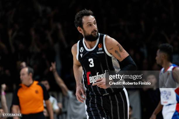 Marco Belinelli of Virtus Segafredo Bologna celebretes during the Turkish Airlines EuroLeague Regular Season Round 6 match between Virtus Segafredo...