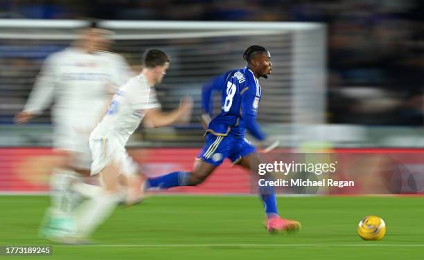 Abdul Fatawu of Leicester City controls the ball during the Sky Bet Championship match between Leicester City and Leeds United at The King Power...