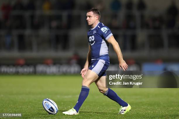 George Ford of Sale Sharks lines up a penalty during the Gallagher Premiership Rugby match between Sale Sharks and Gloucester Rugby at AJ Bell...