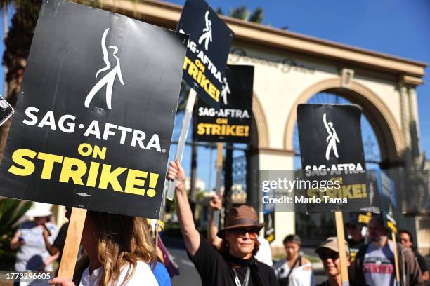 Member Caryn West and other members and supporters picket outside Paramount Studios on day 113 of their strike against the Hollywood studios on...