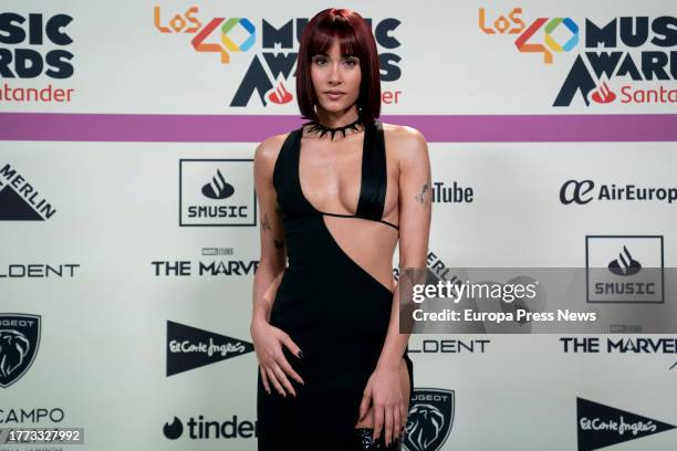 Singer Aitana poses during the photocall of the 40 Music Awards 2023, at the Wizink Center, on November 3 in Madrid, Spain. The final gala of the 40...