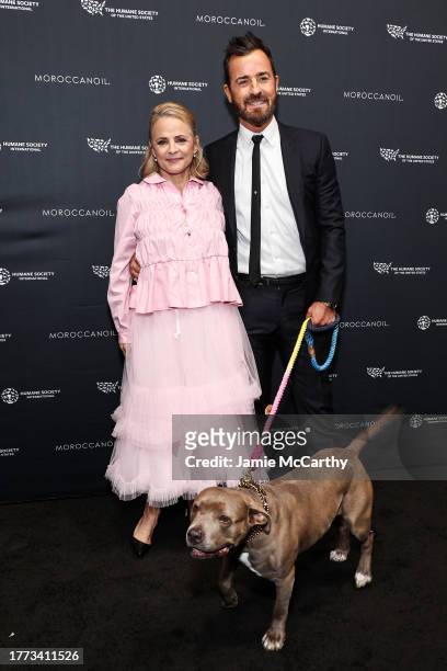 Amy Sedaris, Justin Theroux and Kuma Theroux attend The Humane Society's To The Rescue! Gala at Cipriani 42nd Street on November 03, 2023 in New York...