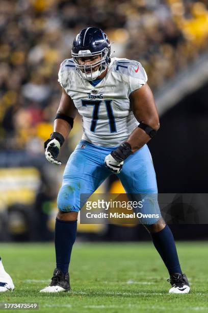 Andre Dillard of the Tennessee Titans lines up during an NFL football game between the Pittsburgh Steelers and the Tennessee Titans at Acrisure...