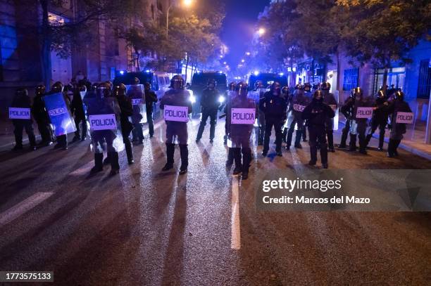 Protest Street Riot 2,049 Front Of Socialist Forces Stock Photos, High-Res Pictures, and ...