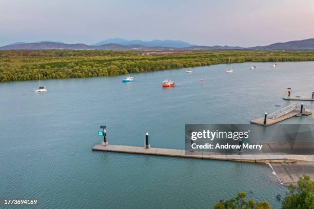 jetty on river - standing water stock pictures, royalty-free photos & images