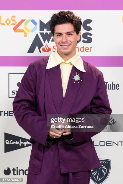 Alfred Garci attends the "LOS40 Music Awards Santander 2023" photocall at WiZink Center on November 03, 2023 in Madrid, Spain.