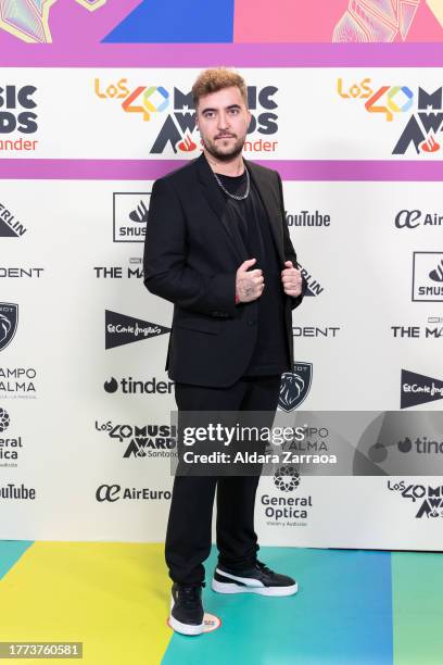 Beret attends the "LOS40 Music Awards Santander 2023" photocall at WiZink Center on November 03, 2023 in Madrid, Spain.