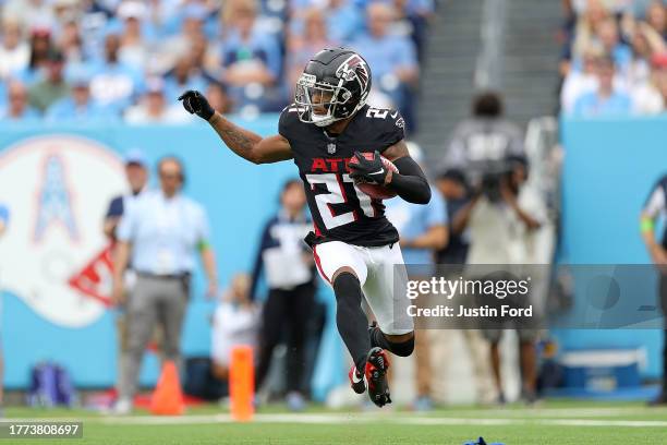 Mike Hughes of the Atlanta Falcons during the game against the Tennessee Titans at Nissan Stadium on October 29, 2023 in Nashville, Tennessee.