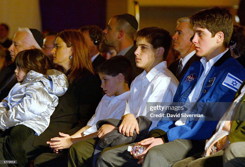Yiftah Ramon The family of Israeli astronaut Ilan Ramon, Assaf, Tal, Yiftah and ...