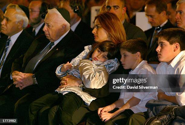 Tal Ramon Body 18 Tal Ramon Stock Photos, High-Res Pictures, and Images - Getty Images
