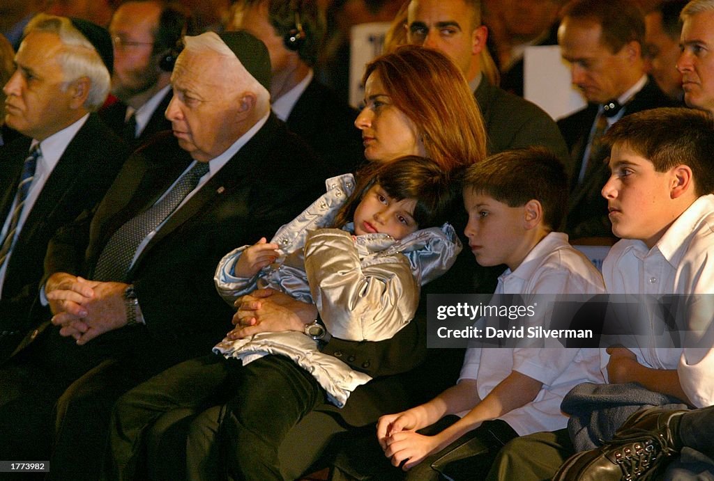 Yiftah Ramon The family of Israeli astronaut Ilan Ramon, Tal, Yiftah, his wife ...