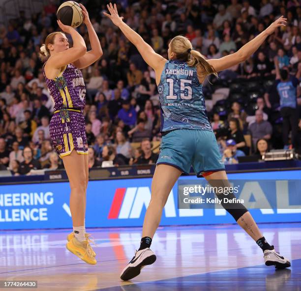 Sara Blicavs of the Boomers shoots against Lauren Jackson of the Flyers during the round one WNBL match between Southside Flyers and Melbourne...